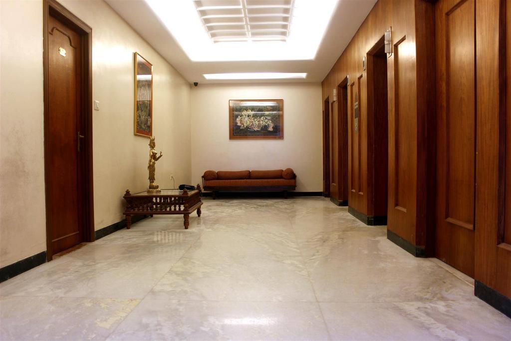 Отель The Woods Manor Mg Road Коччи Экстерьер фото